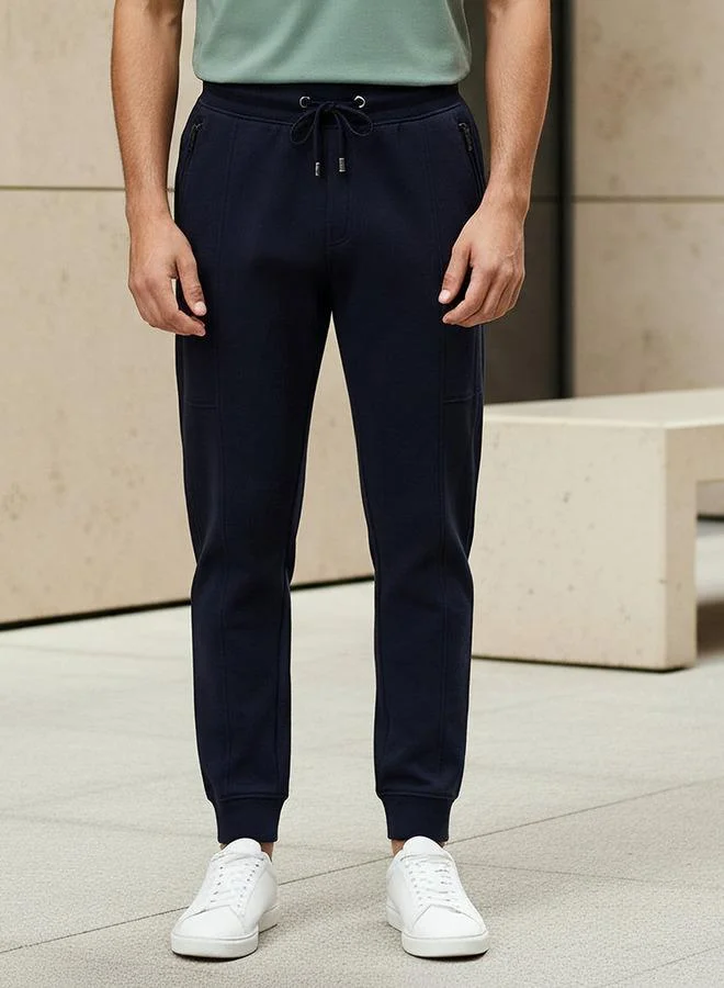 ايكونيك بنطلون رياضي رجالي عصري بقصة ضيقة وجيوب